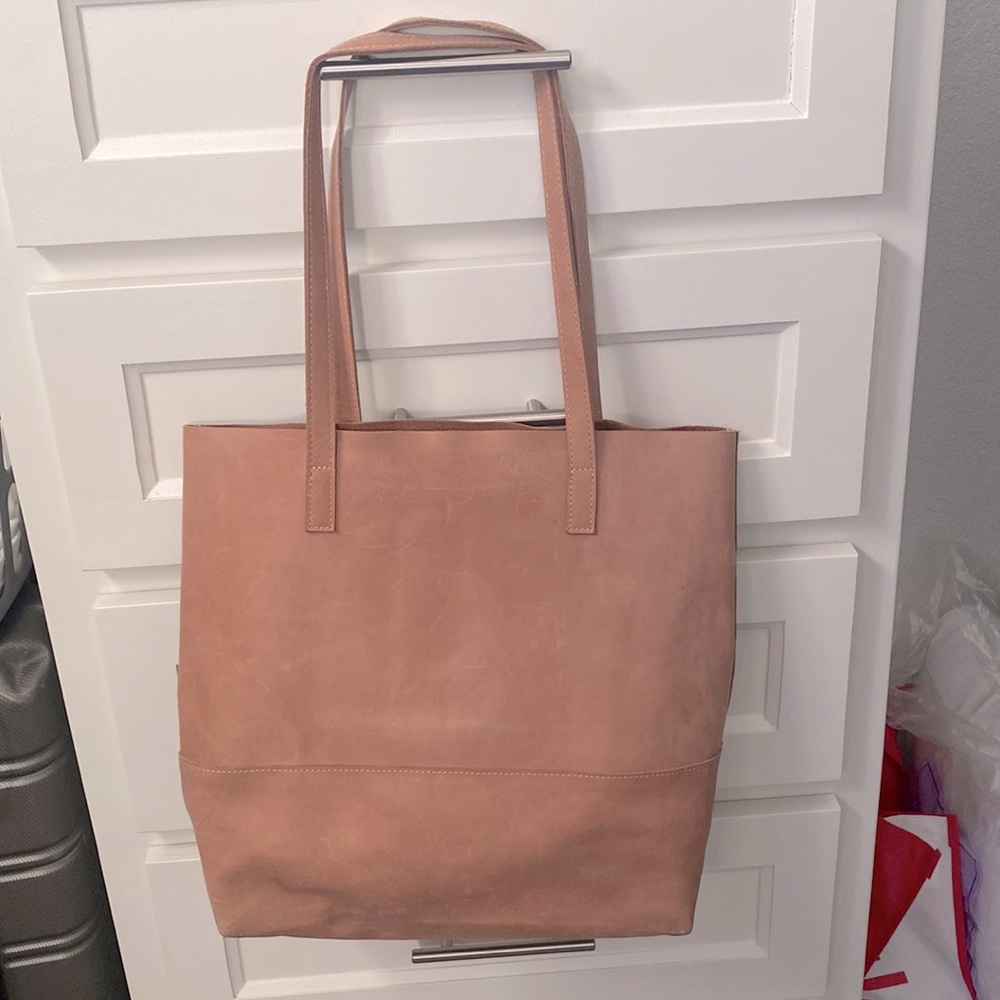 Able leather bag